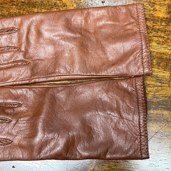 Grandoe genuine leather outer shell size Medium gloves chestnut color - Picture 8 of 12
